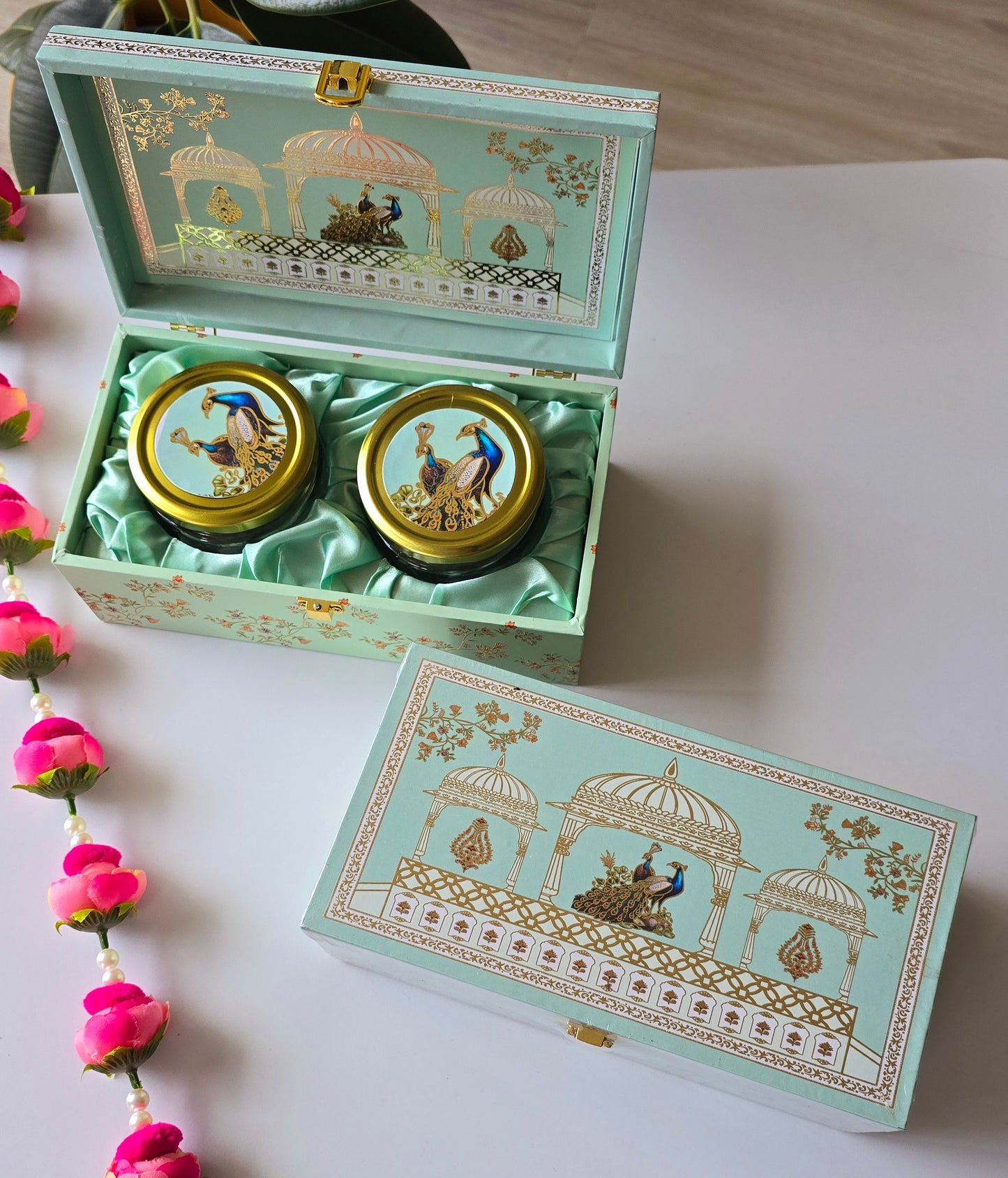 Gift Box with 2 Glass Jars - Green