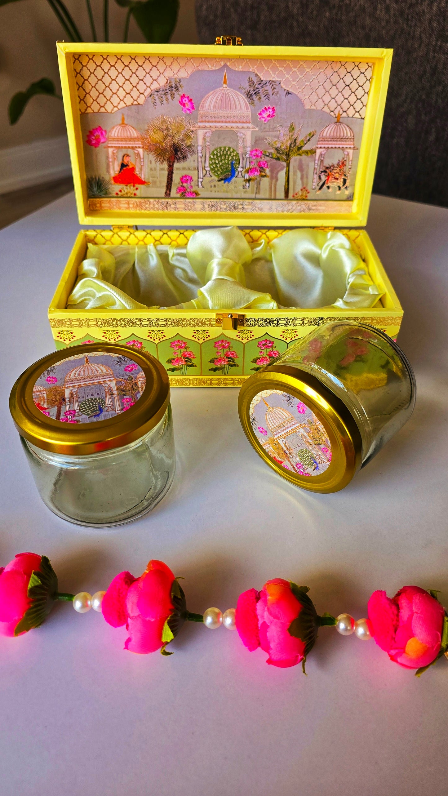 Gift Box with 2 Glass Jars - Yellow