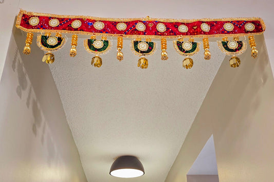 Bandhani Print Bandhanwar / Toran – Red & Gold Traditional Design